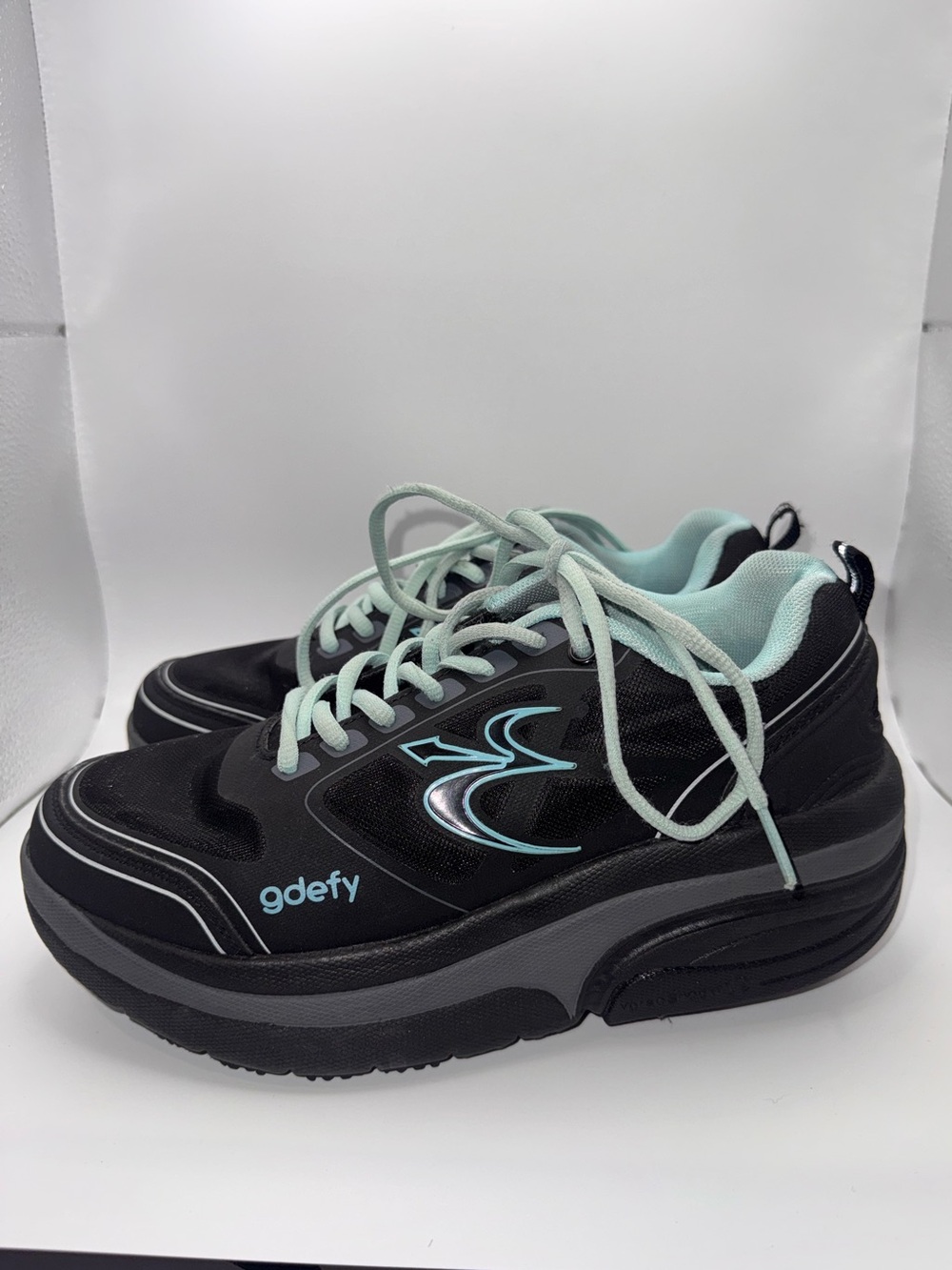 GDEFY Gravity Defyer lon Women Size
8 Plantar Fasciitis Running Walking Shoe